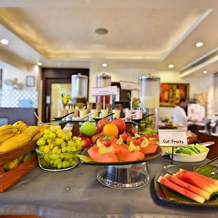 Hotel Surya Plaza Кота Екстериор снимка