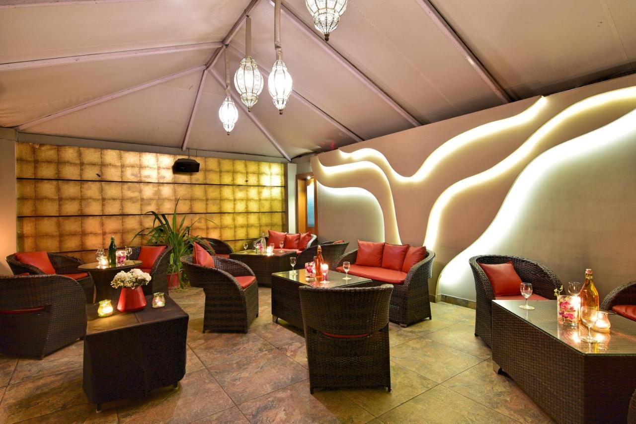 Hotel Surya Plaza Кота Екстериор снимка
